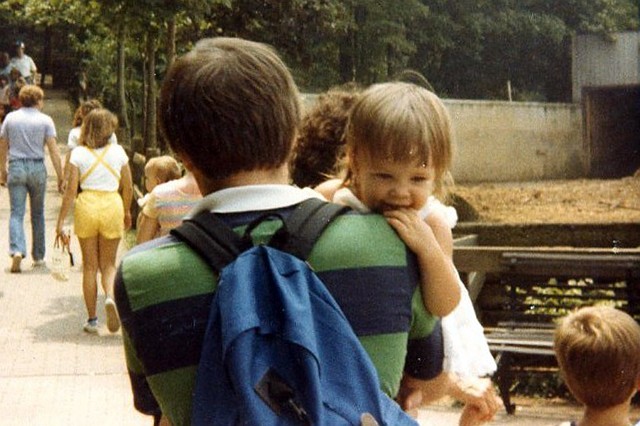 Julie_084 a.jpg - With Dad, Mom and James at the zoo in Knoxville